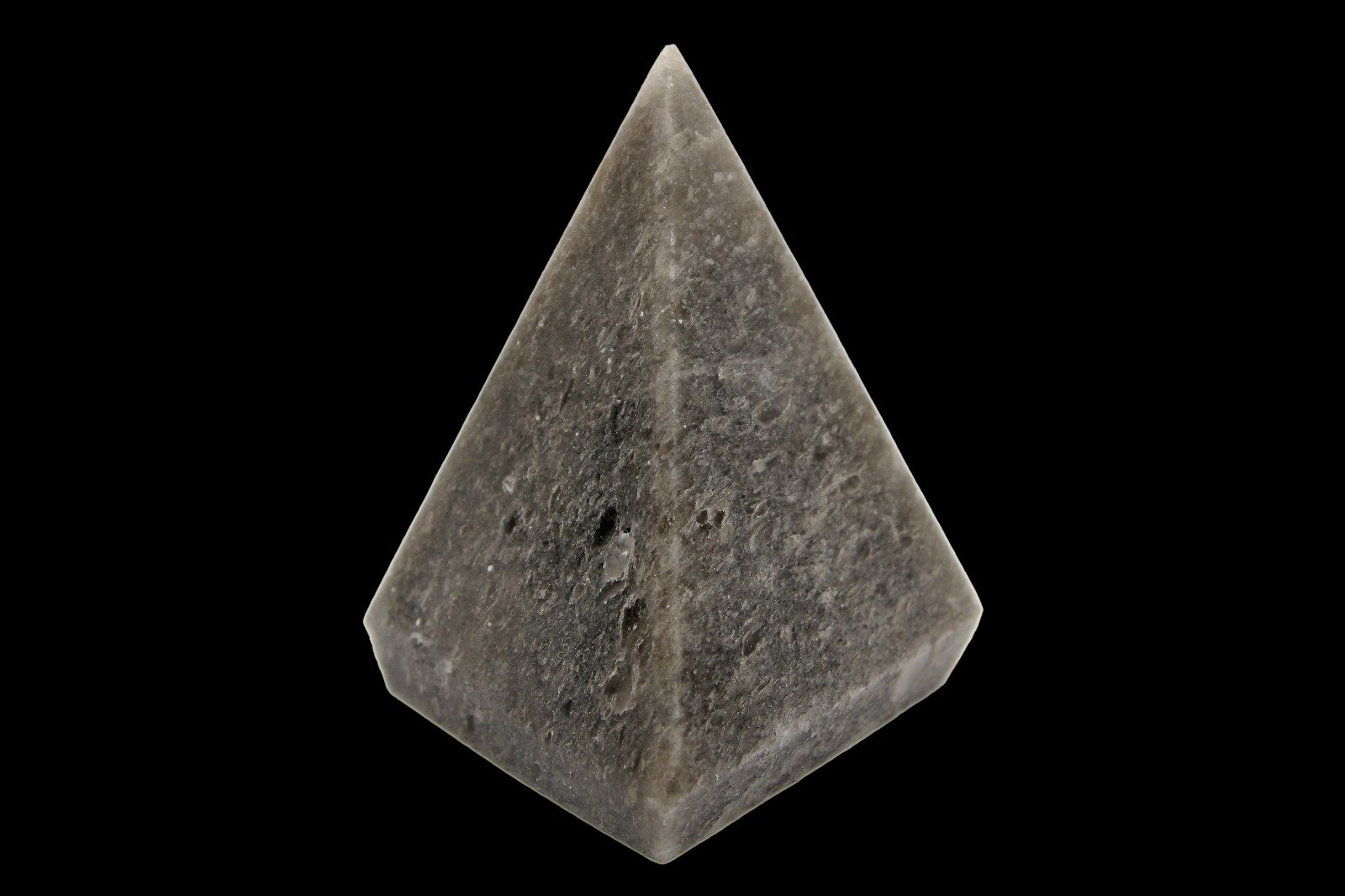 Grey Salt Pyramid Lamp – I